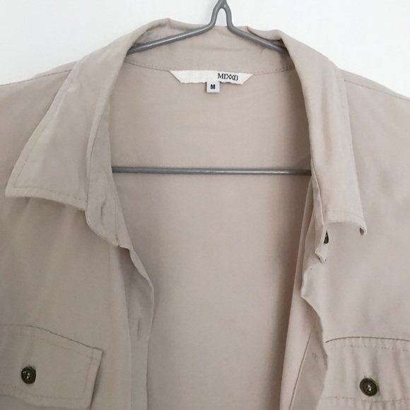 Beige shirts - Picture 6 of 10